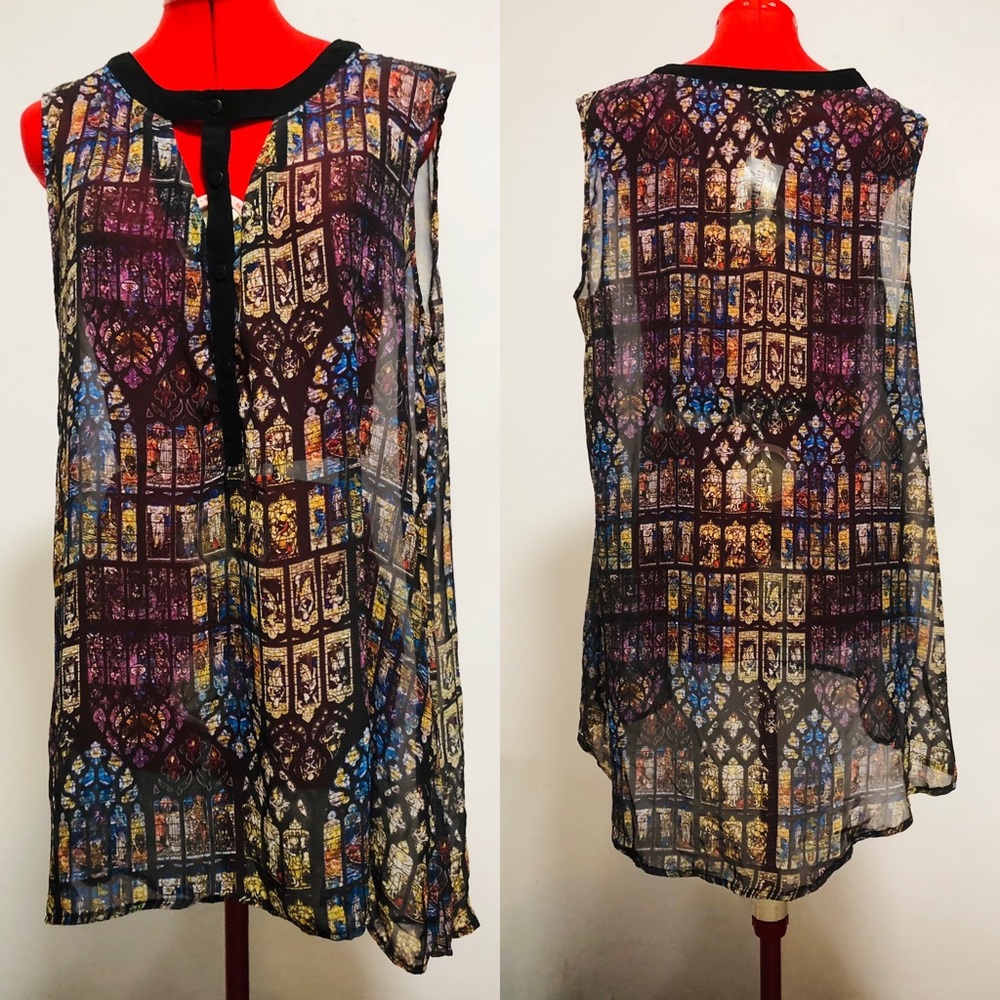 HotTopics Women’s Tank ~ 25 inches armpit to armpit.